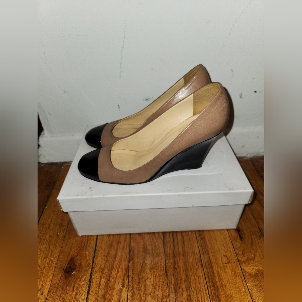 KATE SPADE Wedge Shoes Amory 8B Nude & Black Patent Leather Heels *MADE …